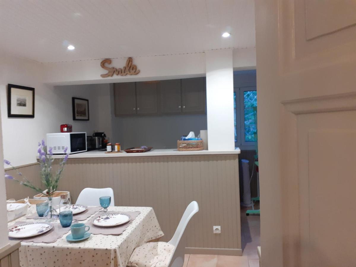 Bandol: Elegant Et Cosy 2 Pieces, Proche Ville Et Plage Экстерьер фото